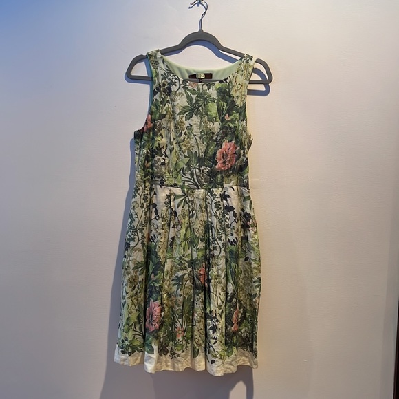 Eva Franco Floral Dress with belt size 10 - Picture 4 of 13